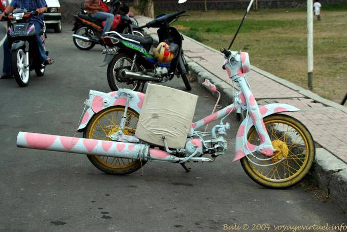 Moped hell, Ubud - Bali