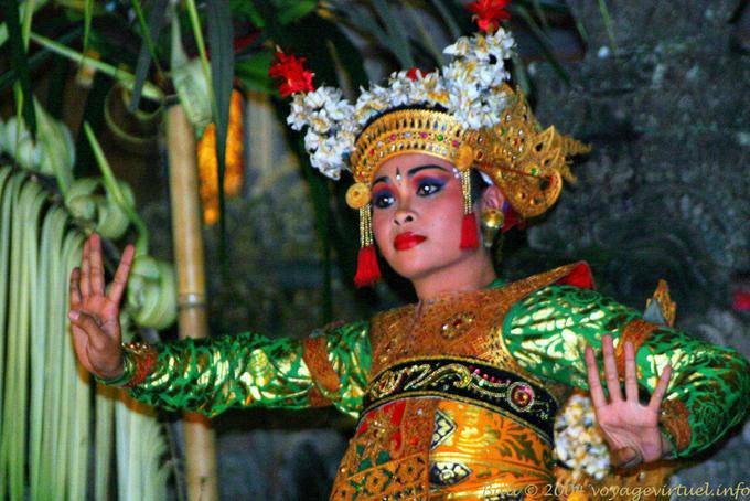 Legong dance characterized by complex finger movements - Bali