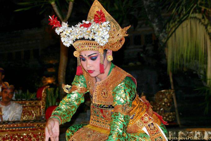 Another view of a Legong dancer, Ubud - Bali