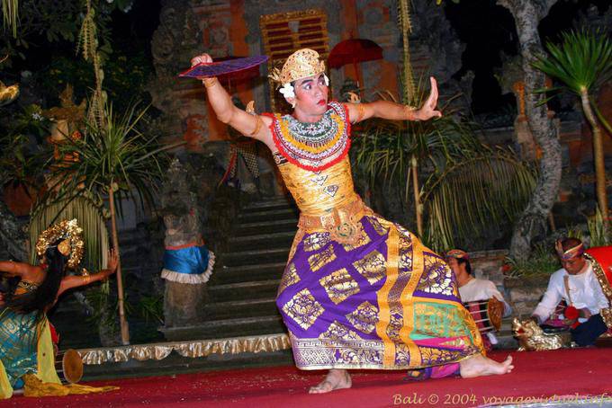 Prince in the range, Barong, Balinese dance - Bali