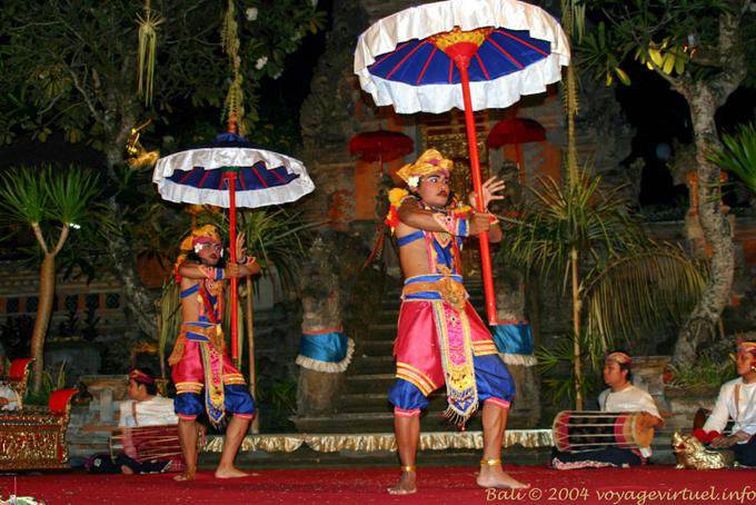 Dance umbrellas, Ubud Barong - Bali