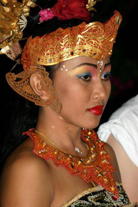 Portrait of Uluwatu Kecak Balinese dancer dance - Bali