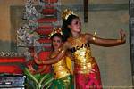 Ballet girls, dance Ramayana Nusa Dua, Bali.