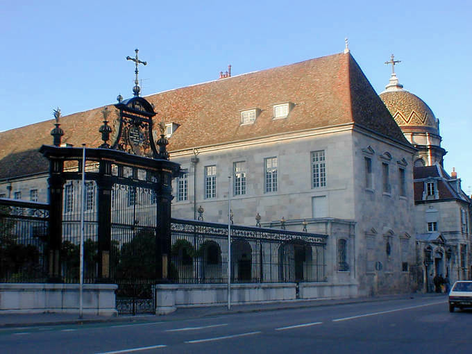 Besançon, grids of Hôpital Saint Jacques - France
