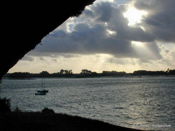 Special light, Roscoff, Brittany - France