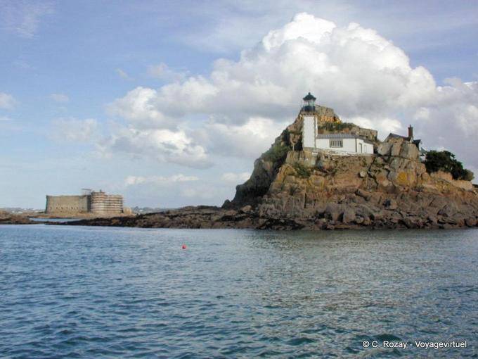 Ile Louet and castle of Taurus, Brittany - France