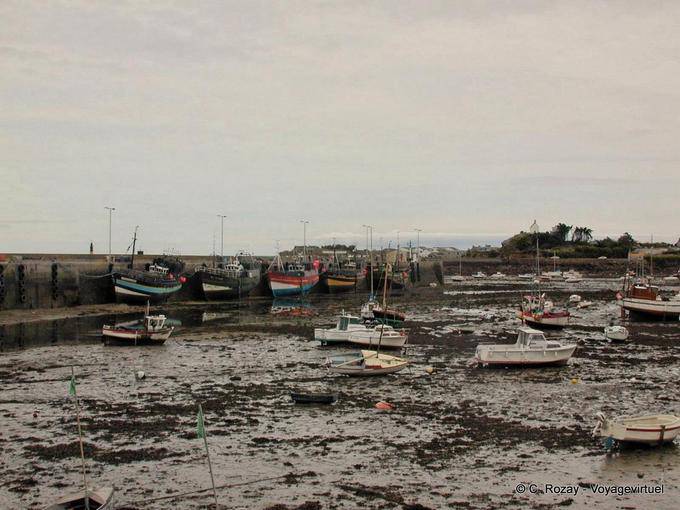 Roscoff harbor at low tide, Brittany - France