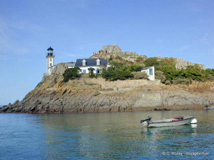 Lighthouse and house on the island towards Caramec Louët, Brittany - France