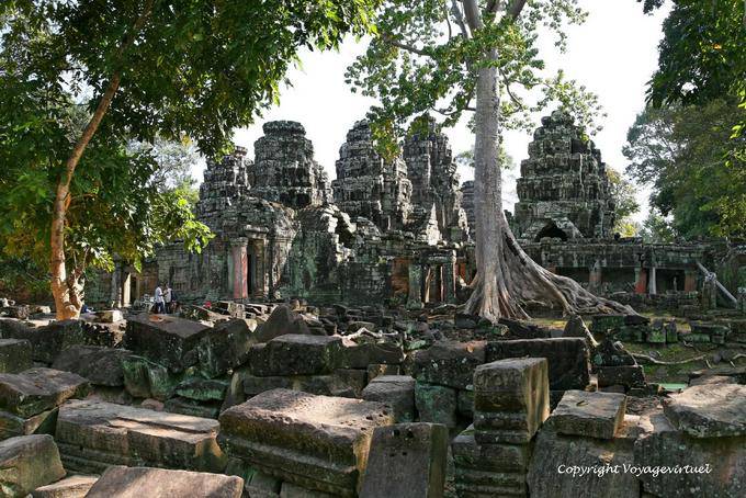 The sanctuary and its mountain temples, Banteay Kdei, Angkor, Cambodia