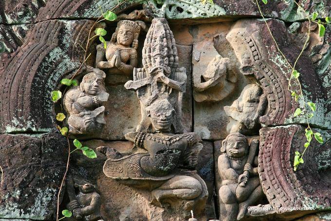 Sculptures on one of the towers, Banteay Samré, Angkor, Cambodia
