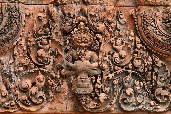Vishnu torn chest of the king of Asuras, Banteay Srei, Angkor, Cambodia
