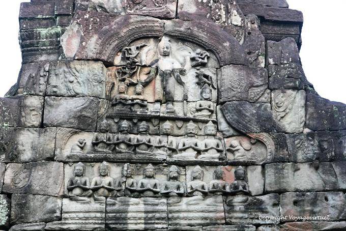 Kinnaris sandstone Preah Khan, Angkor, Cambodia