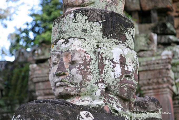 Double sculpted head, Preah Khan, Angkor, Cambodia