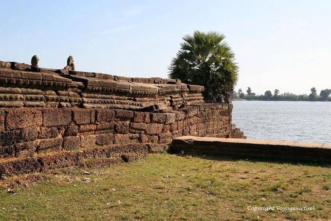 Basin for ablutions SARS Srang, Angkor, Cambodia