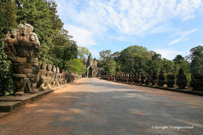 Angkor Thom double row of devas and asuras, Angkor, Cambodia