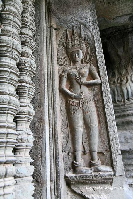 Sky Woman, apsara, the one that walks on water, Angkor Wat, Angkor, Cambodia