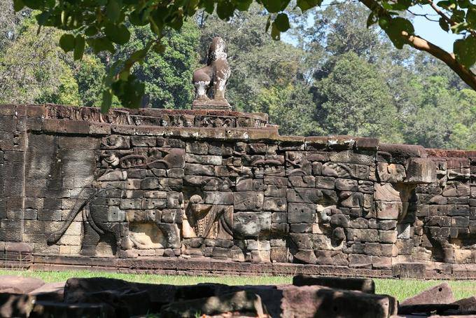 Elephant hunting, relief, Terrace of Elephants, Angkor Thom, Angkor, Cambodia