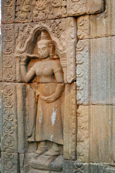 Apsara niche, Wat Nokor Bachey, Kampong Cham - Cambodia