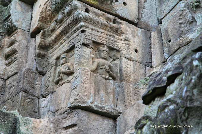 Sculptures in a corner of the temple, Wat Nokor Kampong Cham - Cambodia