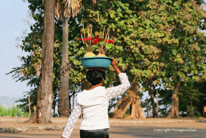 Port of offerings on the head, Roka Kandal Kracheh (Kratie) - Cambodia
