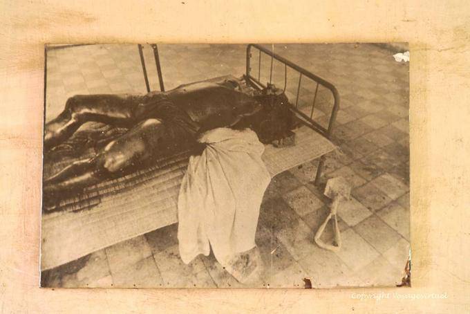 Torture bed, Tuol Sleng, Phnom Penh - Cambodia