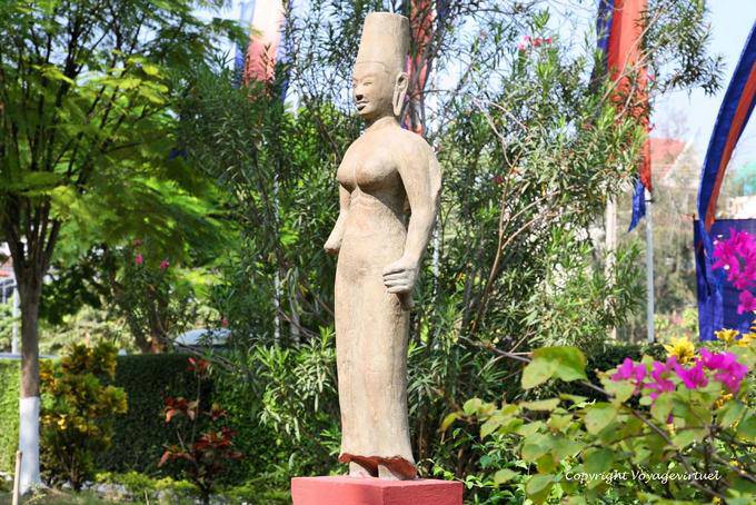 Stone goddess in the garden, Museum Phnom Penh - Cambodia