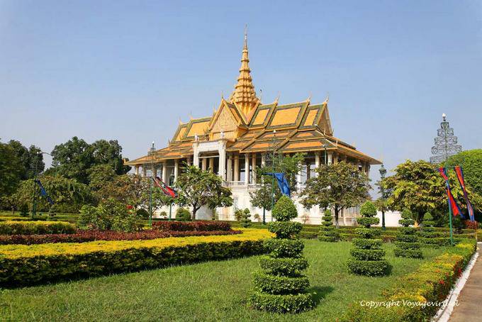 Preah Chan Chhaya Thineang or Moonlight Pavilion, Royal Palace, Phnom Penh - Cambodia