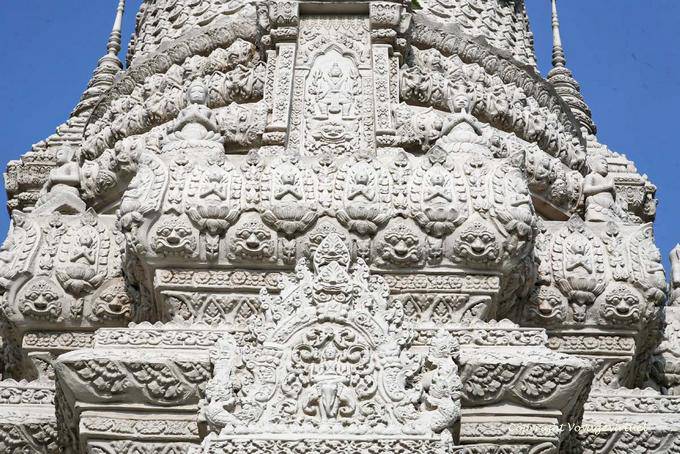 Detail of sculptures on a royal stupa, Wat Preah Keo, Phnom Penh - Cambodia