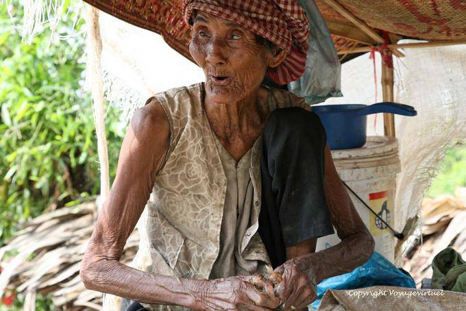 Portrait of a very old Khmer around Kampong Luong - Cambodia