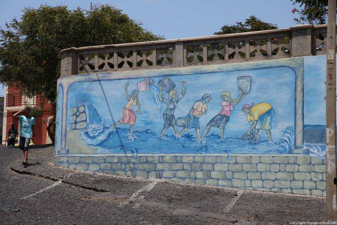 Fogo, São Filipe, painting walls - Cape Verde