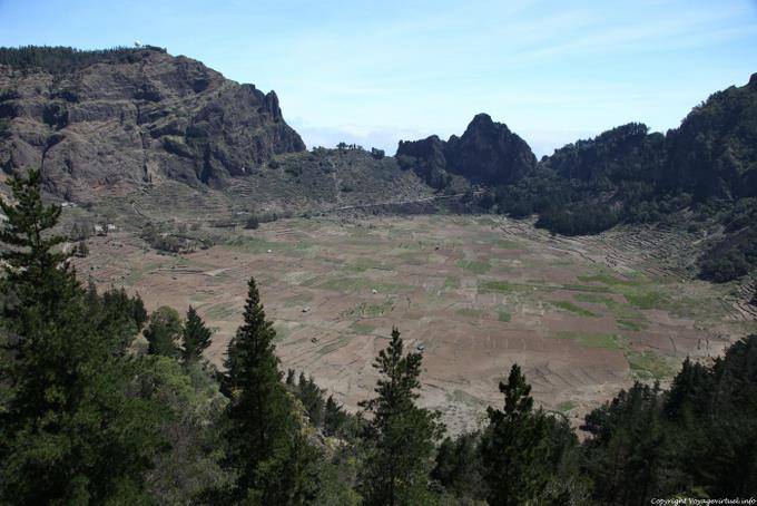 Santo Antão, Cova, cultivated volcano - Cape Verde
