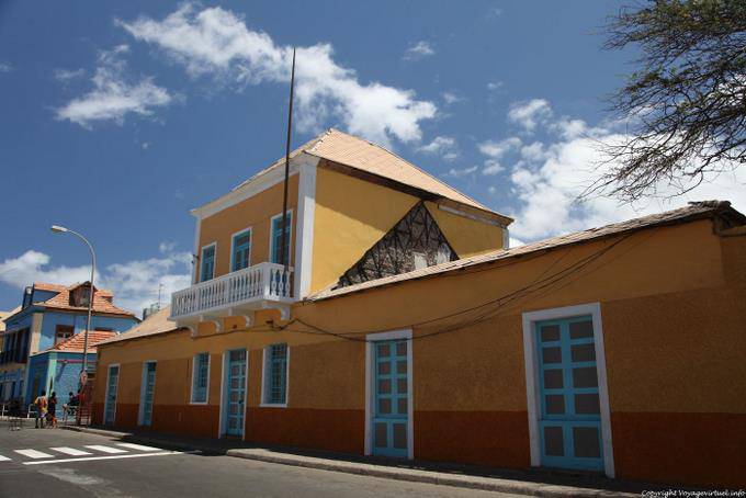 Home to the market, São Vicente, Avenida Republica, Mindelo - Cape Verde