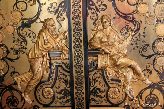 Close-up detail on a dresser of Abundance Salon, Versailles