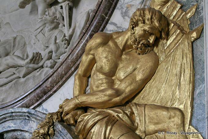 Captive in chains, War Room, Versailles