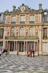 Clock and apartments at the attic, Versailles