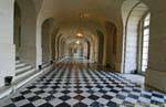 Fair Hoquetons, hall with niches, Versailles