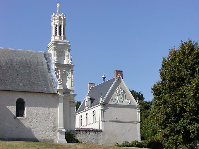 External dependence, Chambord, France.