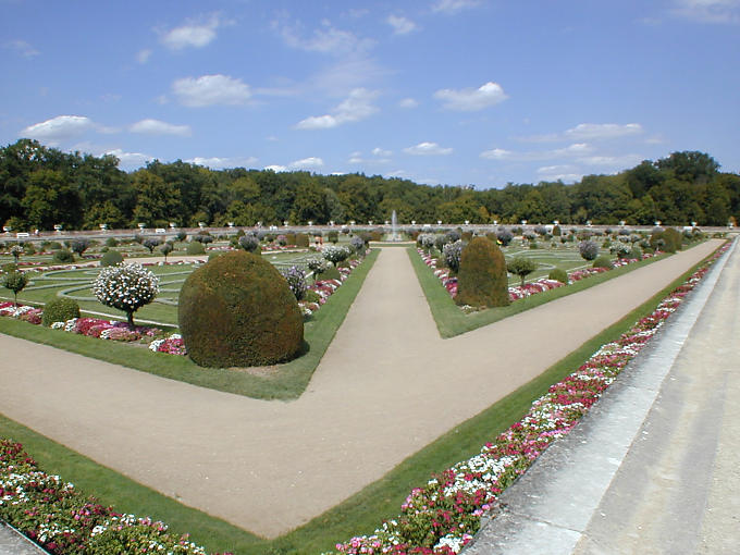 Perspective Diana garden, Chenonceau, France.