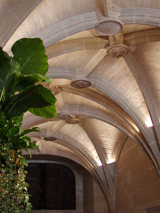 The hall, the Château de Chenonceau, France.
