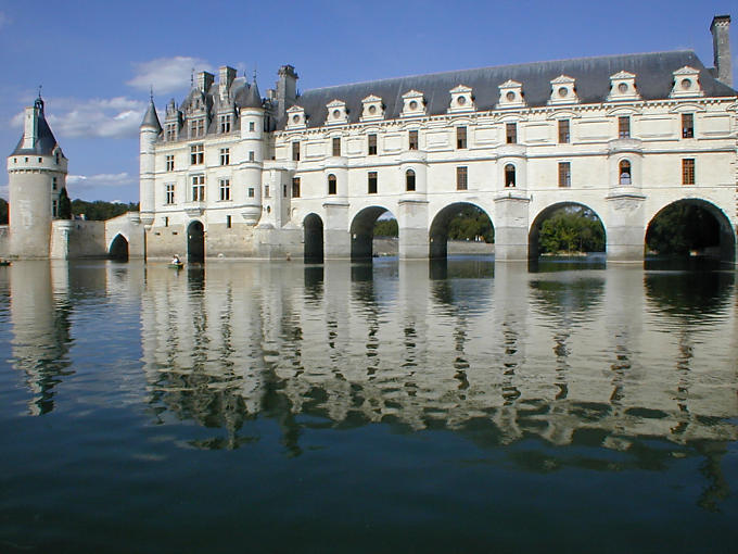Boat trip on the Cher, Chenonceau Castle, France.