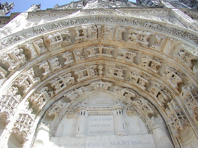Gothic, St. Martin, Clamecy, France.