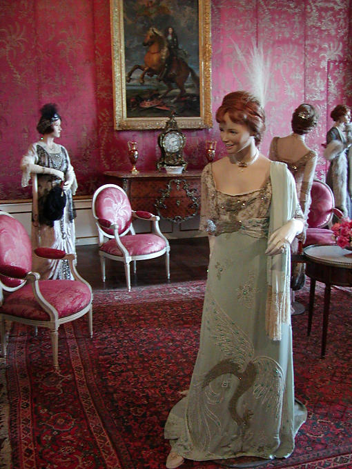 Reconstitution with period costumes, Castle of Ussé, France.