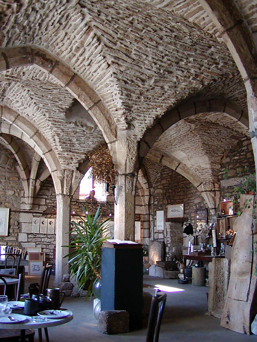 Cabalus tearoom, Vézelay, France.