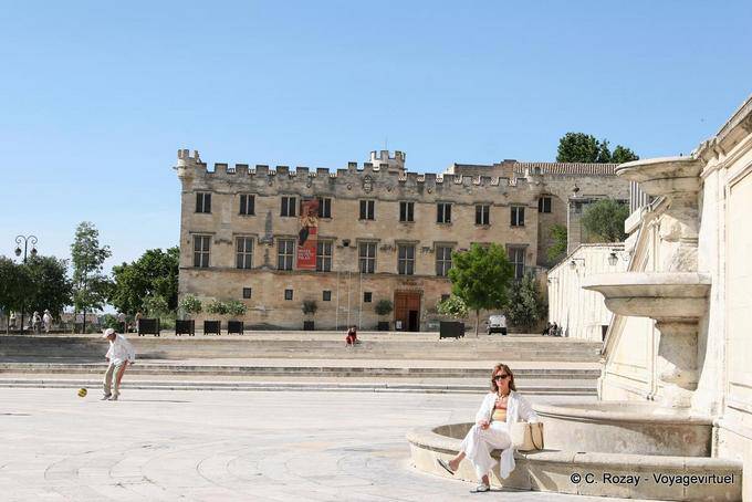 Archbishop's Palace became museum Petit Palais, Avignon, Palace Square, Provence, France