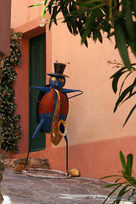 Bormes-les-Mimosas, cicada saxophonist, Provence, France