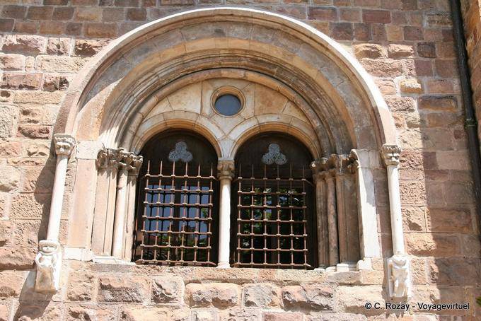 Fréjus, retail Episcopal Group, Provence, France