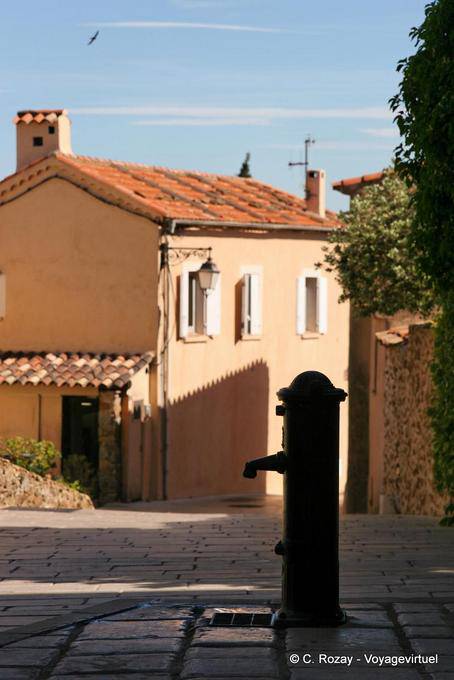 Gassin, hand fountain, Provence, France