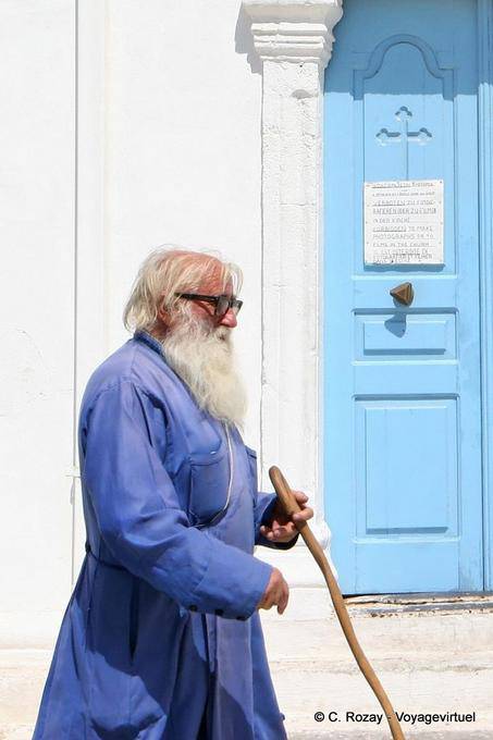 Chryssoskalitissa, orthodox pop the white beard - Crete, Greece