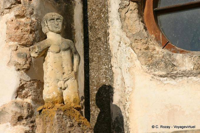 Well fitted Sculpture, Chania - Crete, Greece
