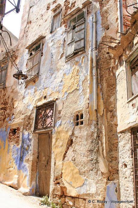 Ruined house, Hania (Chania) - Crete, Greece